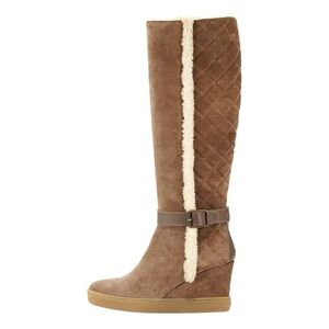 AQUATALIA Callie Faux Fur Trim Shearling Suede Tan Riding Wedge Boots Sz. 7
